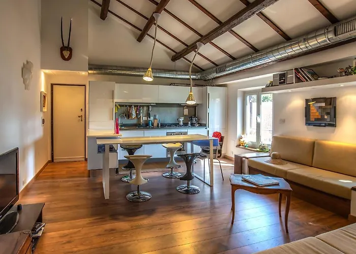 Trastevere Romantic House Apartment